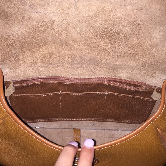 VINTAGE Dooney and Bourke crossbody bag! - Picture 5 of 7